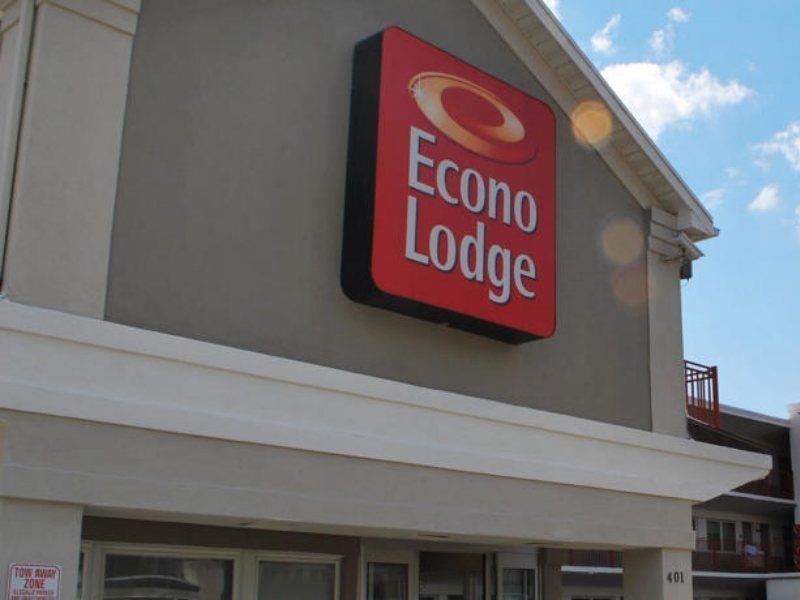 Econo Lodge Downtown Louisville Exterior foto